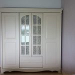 Lemari Pakaian Minimalis Putih 4 Pintu